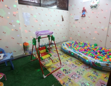 اتاق بازی اطفال کلینیک سلامت فکوری